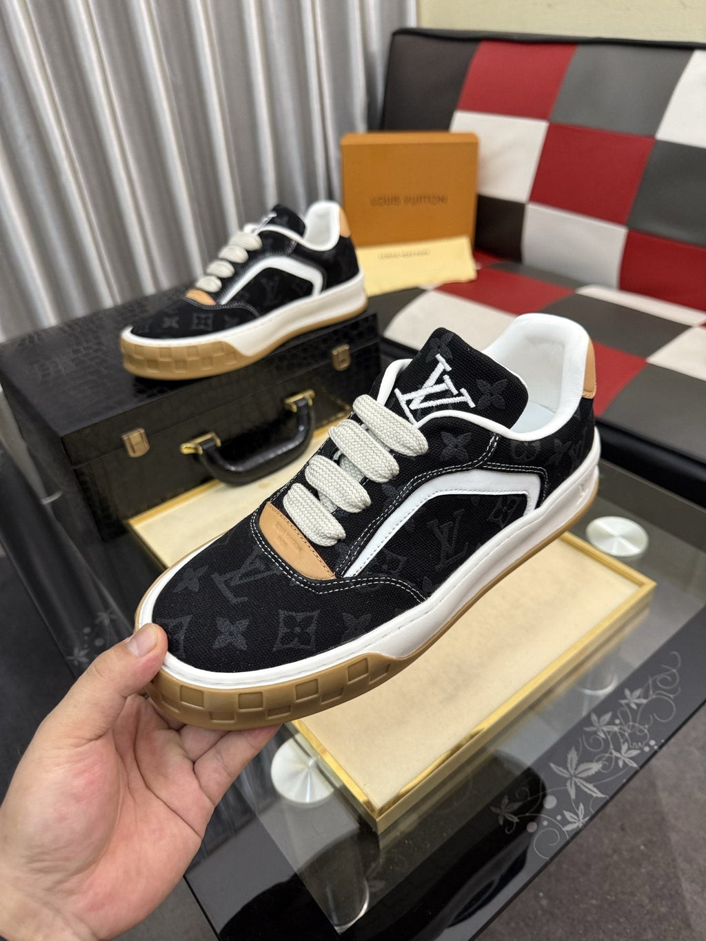 Louis Vuitton Patterned Low-Top Sneakers — model